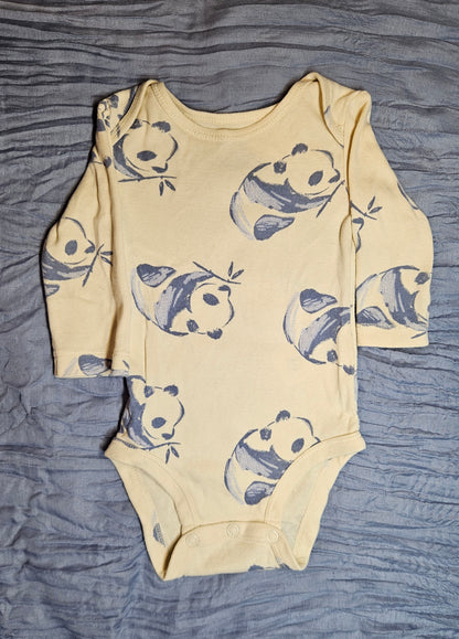 Enterito pandas, diseño divertido